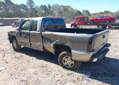 1999 Chevrolet Silverado 1500 Ls z USA, uszkodzony, nr VIN 2GCEC19T8X1200512